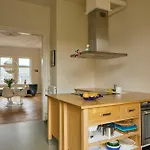 Lejlighed Classic Flat With Large Terrace