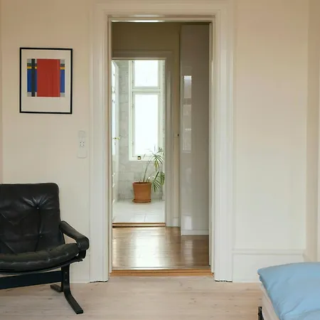 Lägenhet Classic Flat With Large Terrace