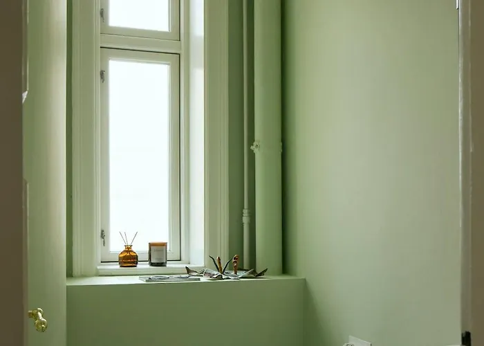 Apartment Classic Flat With Large Terrace
