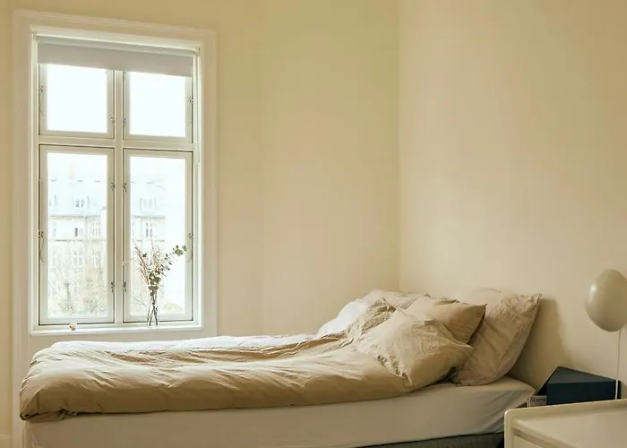 Classic Flat With Large Terrace Apartment *