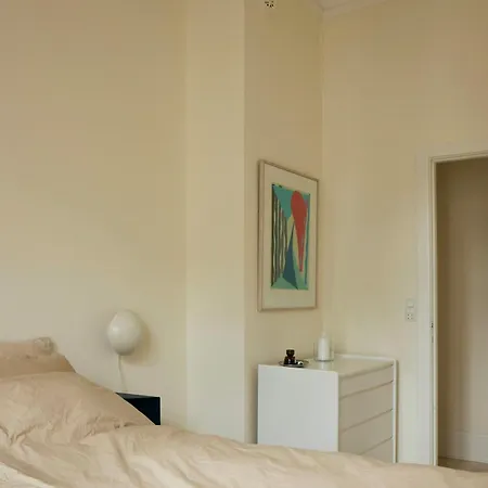 Classic Flat With Large Terrace *